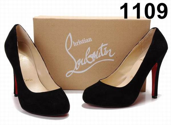 escarpin christian louboutin pas cher